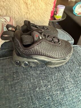 Nike Kids Black Mesh Bubble Sole Sneakers